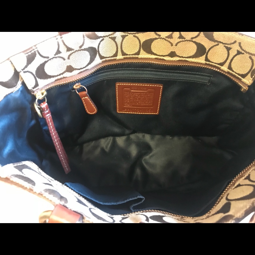 Coach limited edition Holiday patchwork tote - Picture 3 of 3